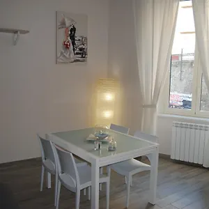 Le Bon Bon Apartment Naples
