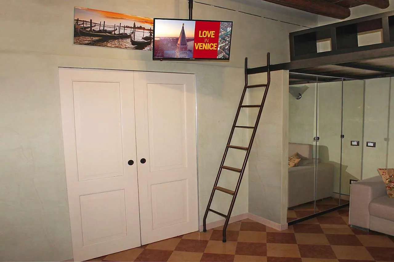 Campiello Tron Apartment Venice